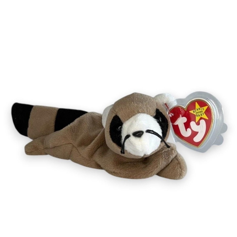 Ringo the Raccoon | Woodland Masked Bandit | Mint Heart Tag TY Beanie Baby